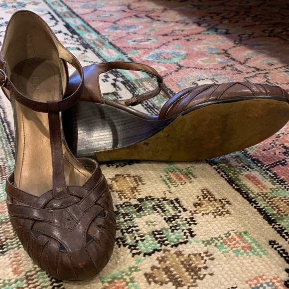 Nine West T-Strap Wedge - Picture 4 of 5